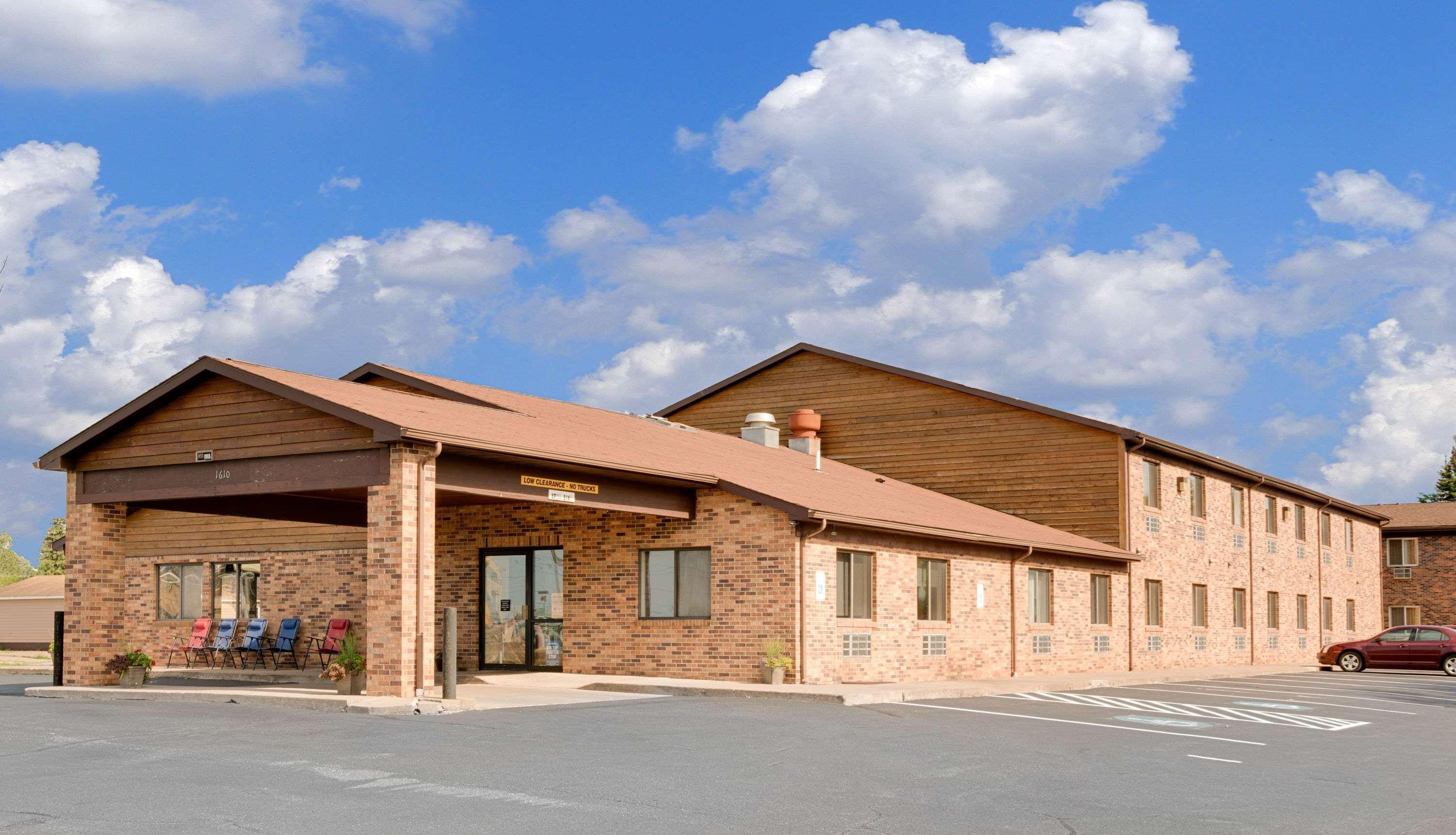 Hotel Super 8 By Wyndham Ashland Exterior foto