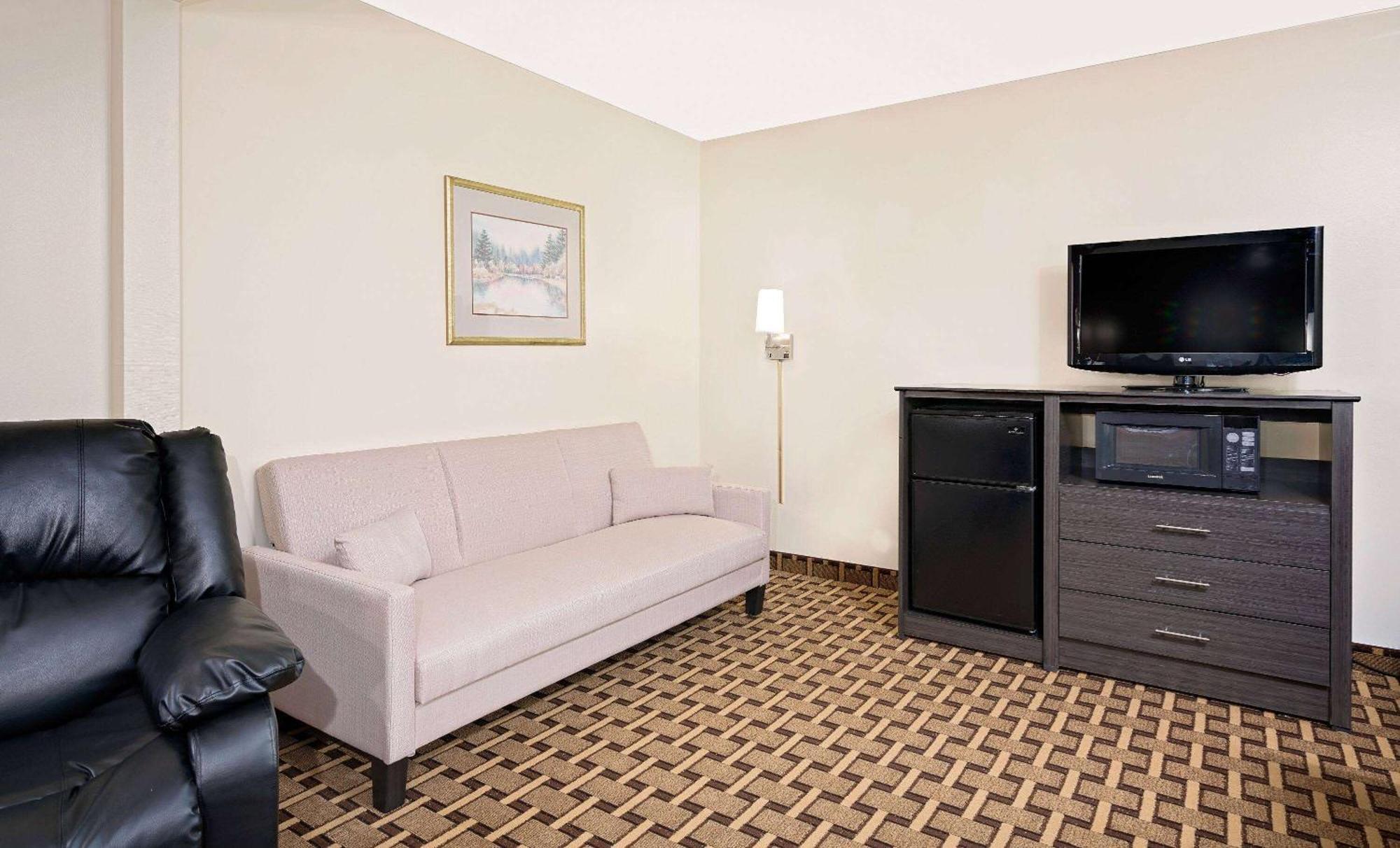 Hotel Super 8 By Wyndham Ashland Exterior foto